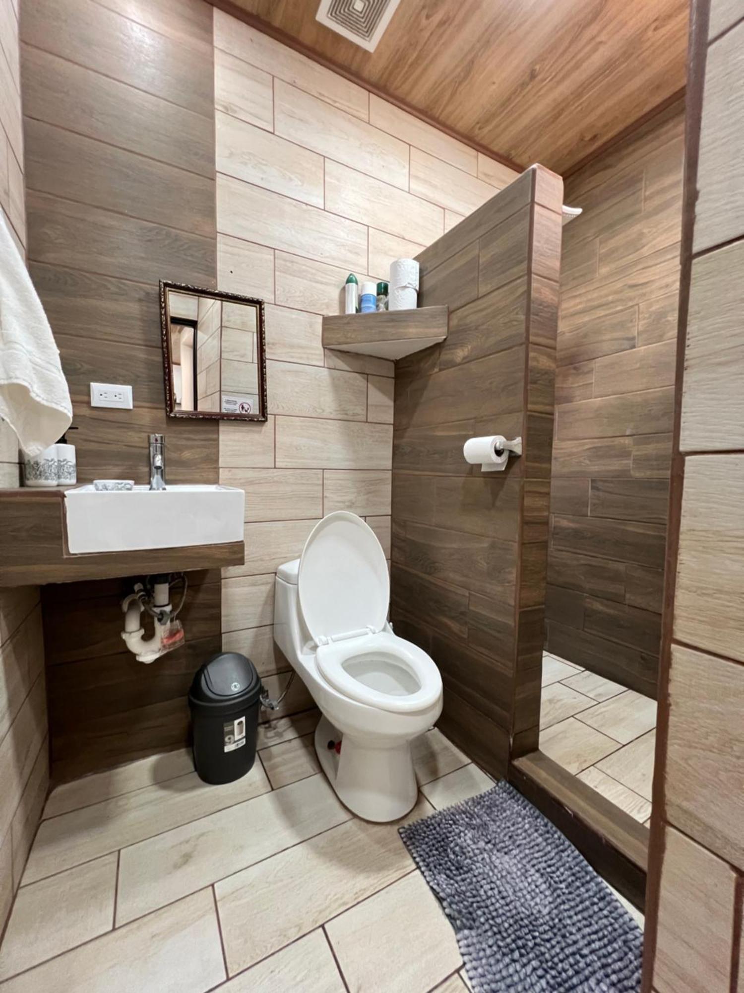 Apartamentos H Gonzalez #11#4 Alajuela Kültér fotó